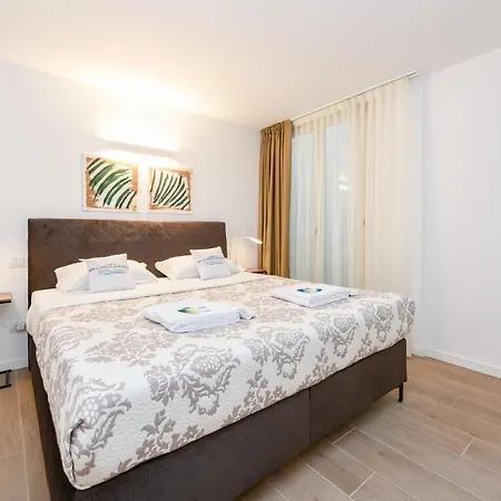 Caesar Luxury Apartamento