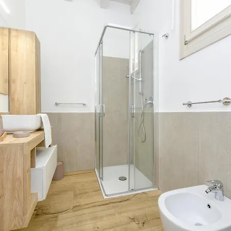 Caesar Luxury 公寓 西尔米奥奈